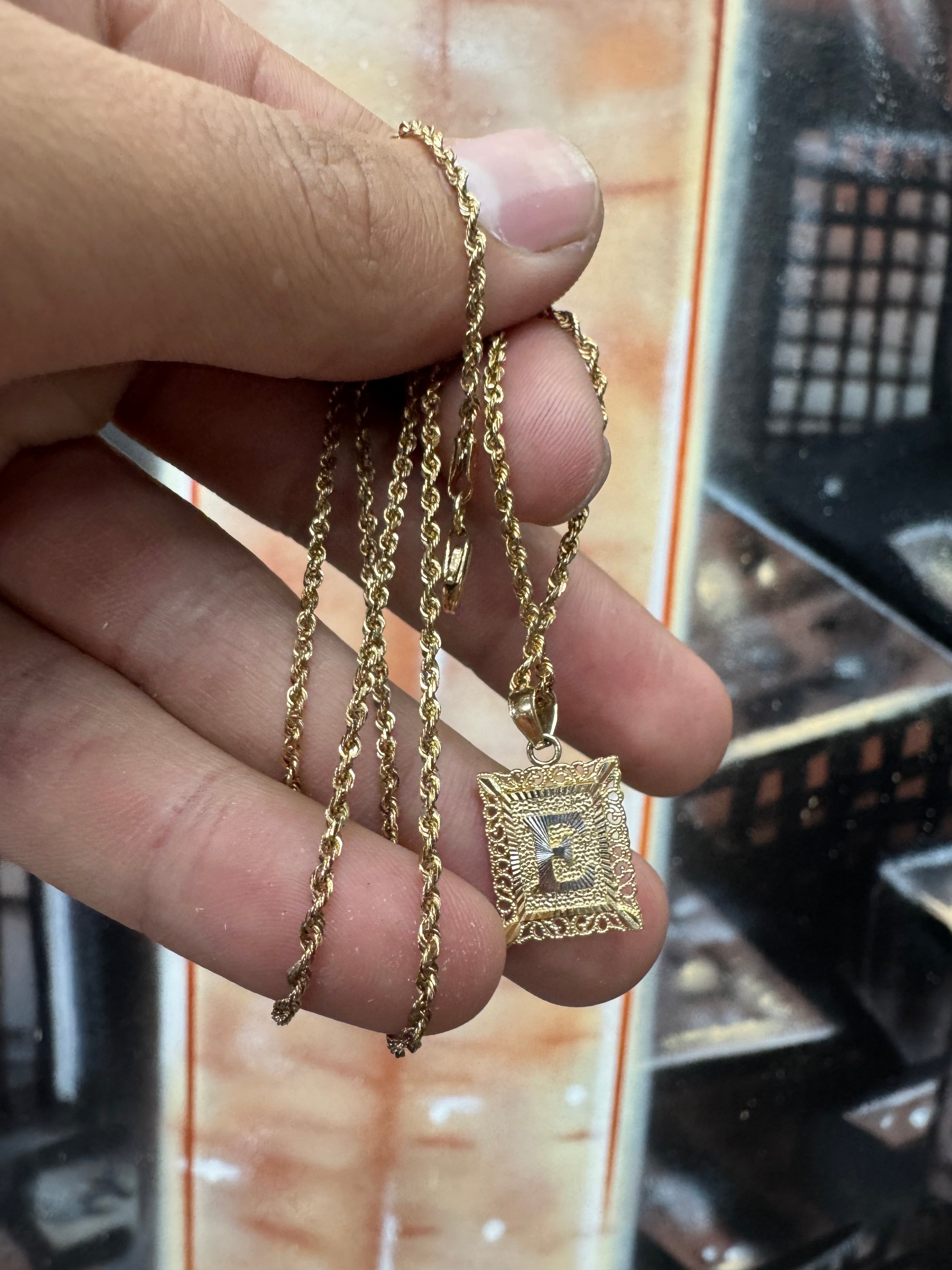 E Pendant