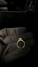 Princess cut Diamond ring
