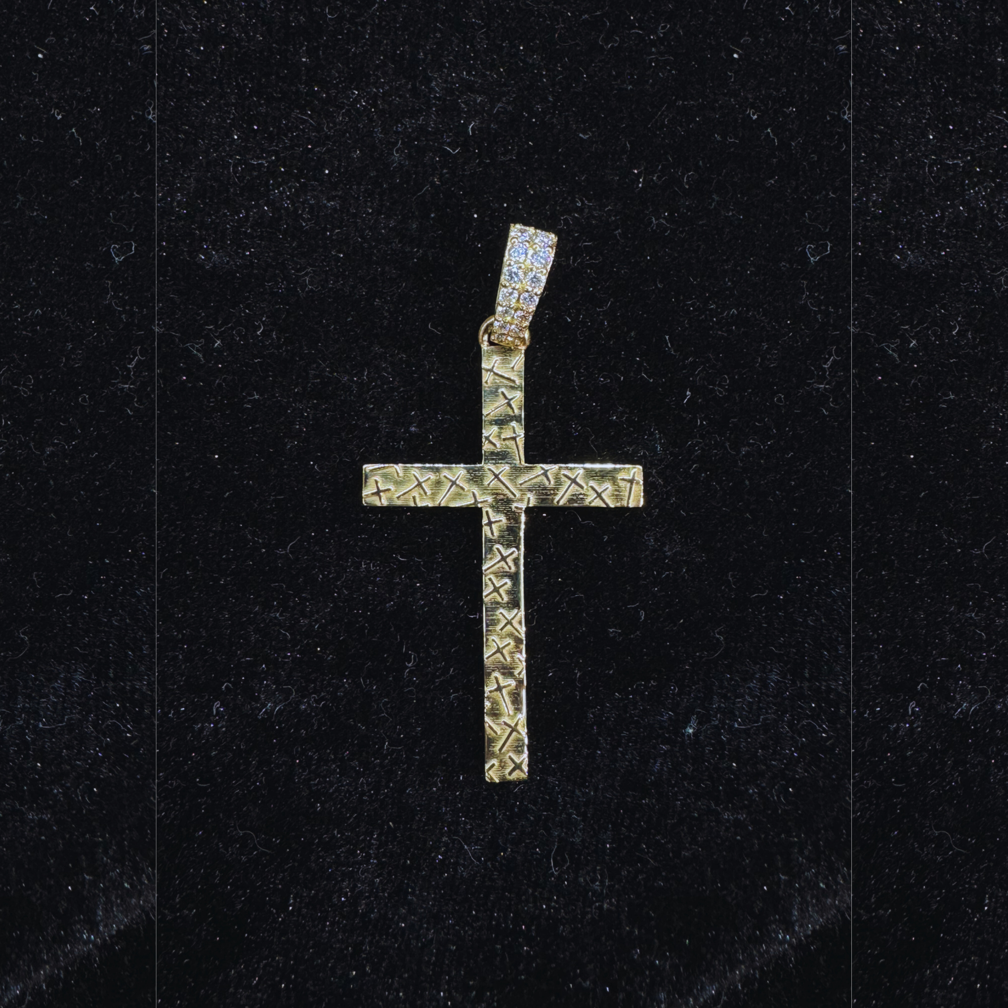 4hisGlory 14k Gold Cross w/ Vs1 Diamonds